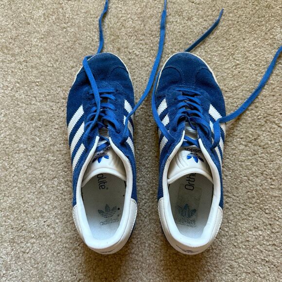 Adidas Gazelle Kids Sneakers Shoes Size 4.5 EUC Trending Blue White Tennis Shoes - Picture 3 of 12
